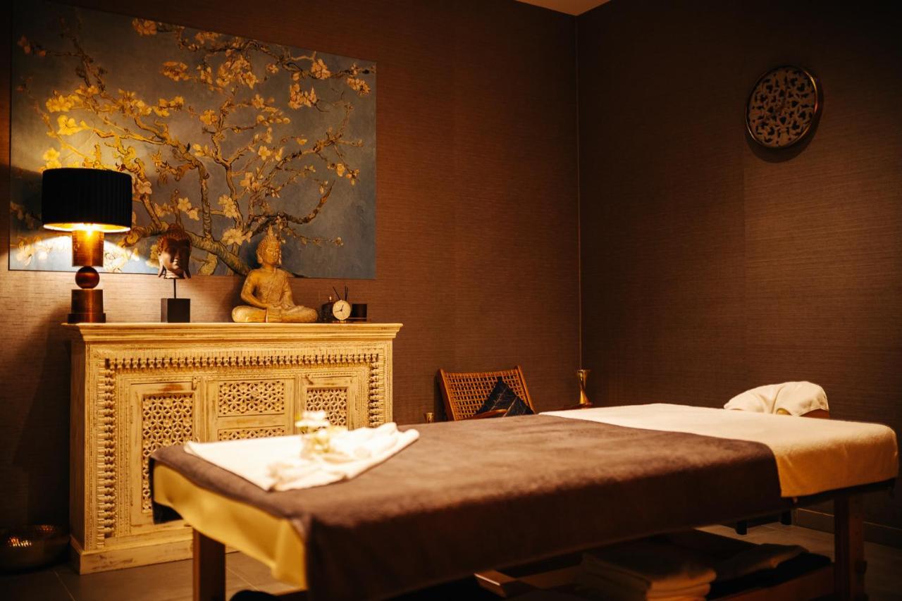 Platinum Mountain Hotel&Spa Szklarska Poreba Extérieur photo A massage room at a spa