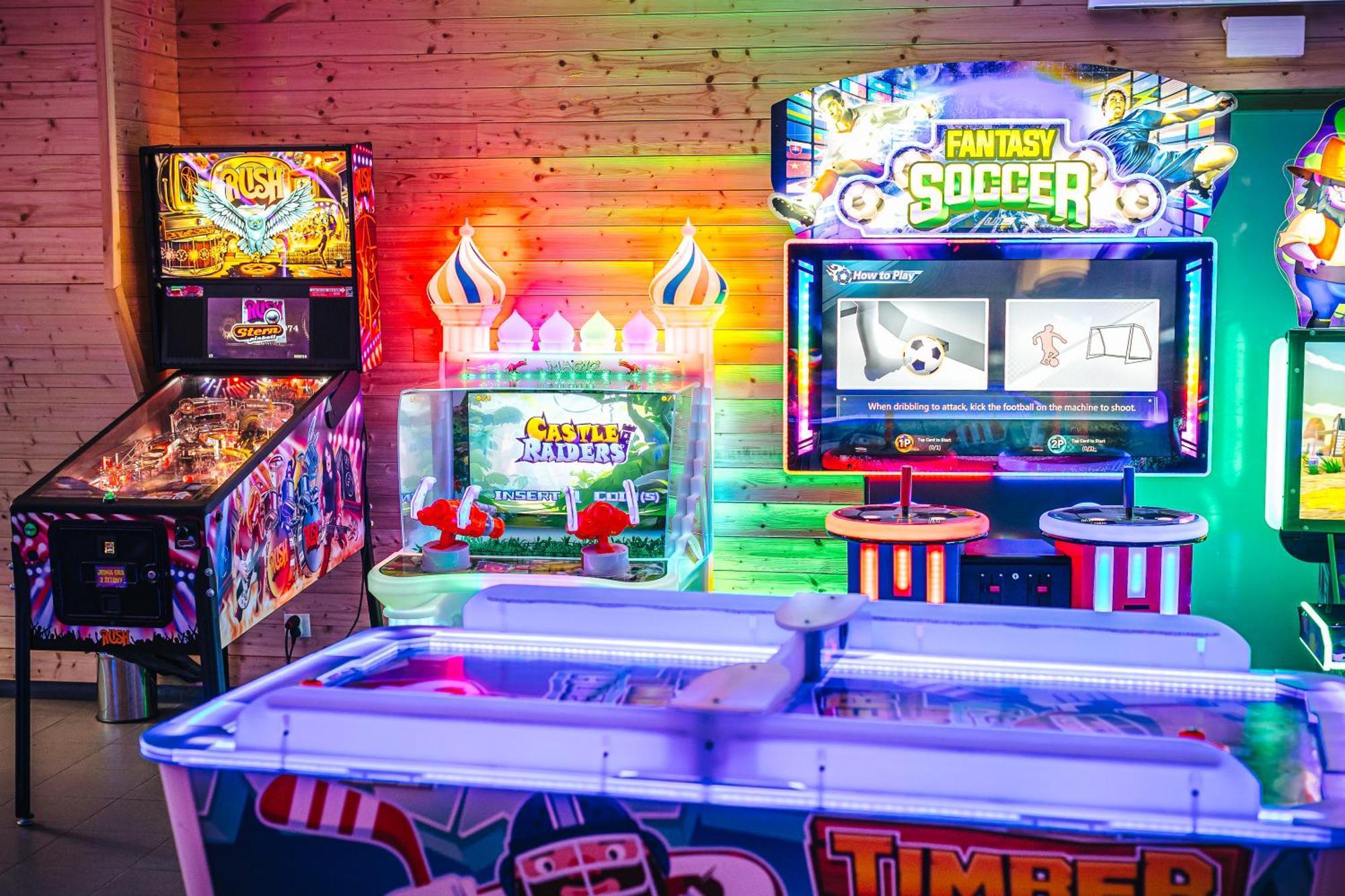 Platinum Mountain Hotel&Spa Szklarska Poreba Extérieur photo Air hockey table